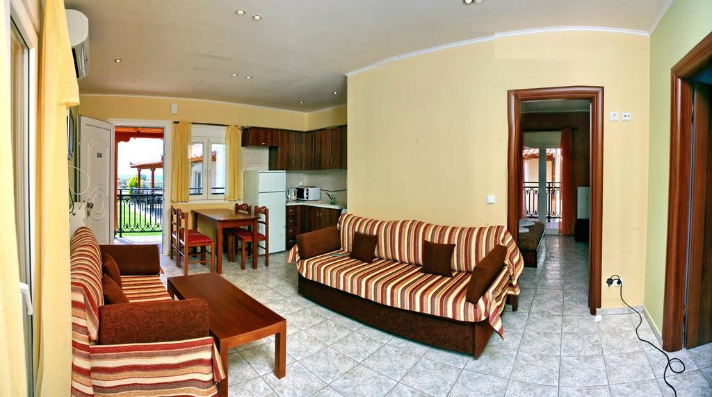 Yakinthos Garden Apartment อนัคซอส ภายนอก รูปภาพ