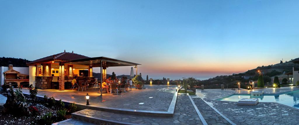Yakinthos Garden Apartment อนัคซอส ภายนอก รูปภาพ